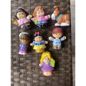 Fisher Price Little People Lot of 7 Snow White/ Dog/ Rapunzel/ Girl/ Boy Disney